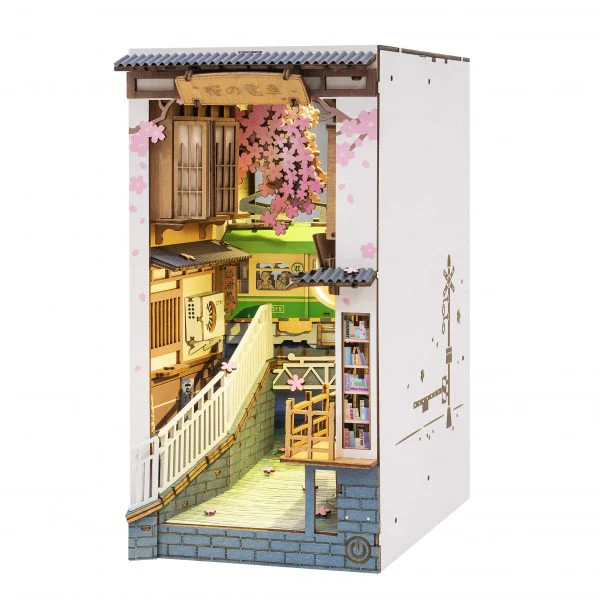 Book Nook Sakura DENSYA