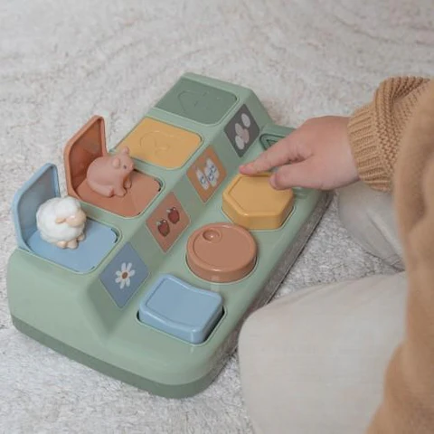 Pop up little farm