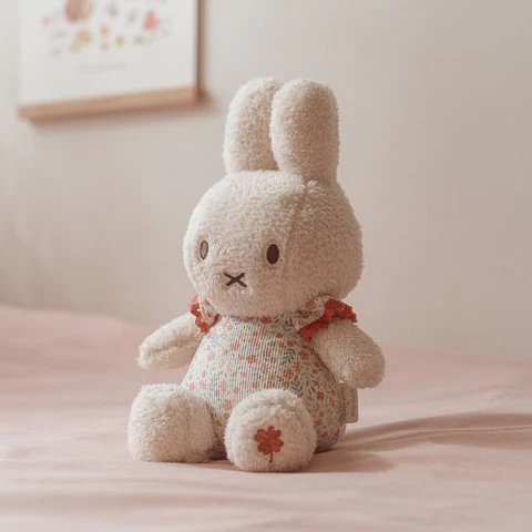 PELUCHE MIFFY LUCKY BLOSSOM 20cm – Image 2